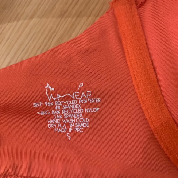 Monday Swimwear - Maui top (S) + Byron bottom (M) - Sangria Crinkle - Picture 4 of 7